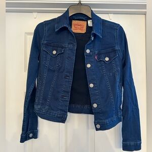 Levi’s Denim Trucker Dark Blue Wash Jean Jacket Women’s Size S